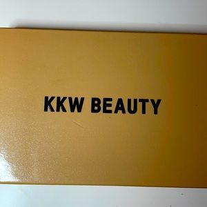 KKW GLITZ & GLAM PALLETE